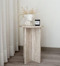 Cargar imagen en el visor de la galería, Mesa Lateral Pirita de Mármol Beige