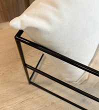 Cargar imagen en el visor de la galería, Sillón Agatha Black