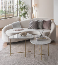 Cargar imagen en el visor de la galería, Sofá Curvo Hermes Beige