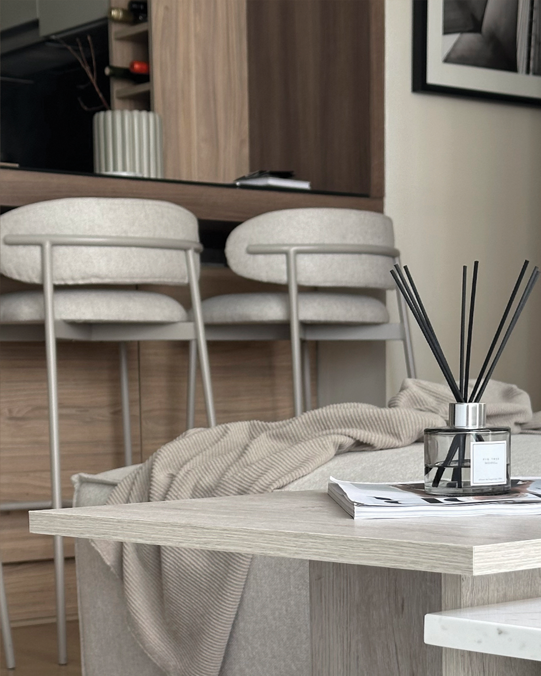 Silla Bar Greige