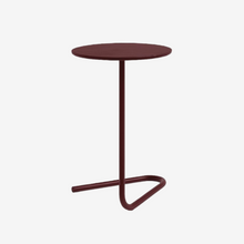 Cargar imagen en el visor de la galería, Mesa Auxiliar Burgundy
